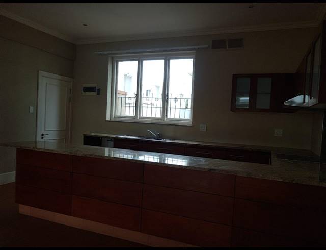2 BEDROOM APARTMENT TO LET IN POINT WATERFRONT